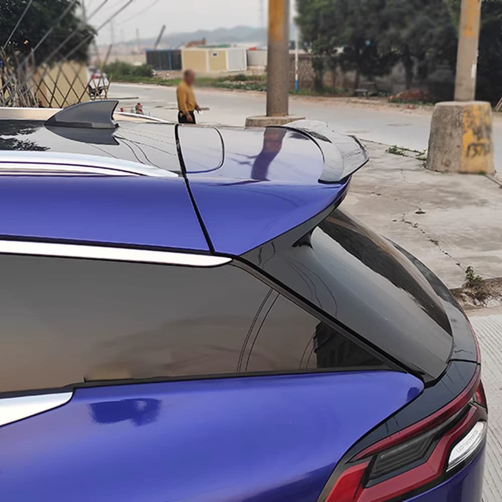 Installation d'un aileron antenne