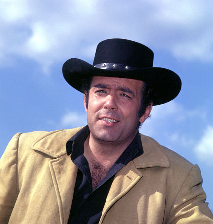 Pernell Roberts dans le r&ocirc;le d'Adam Cartwright dans Bonanza