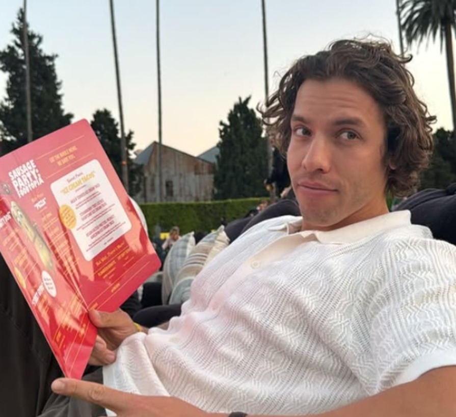 Joseph Baena souriant, symbole de résilience