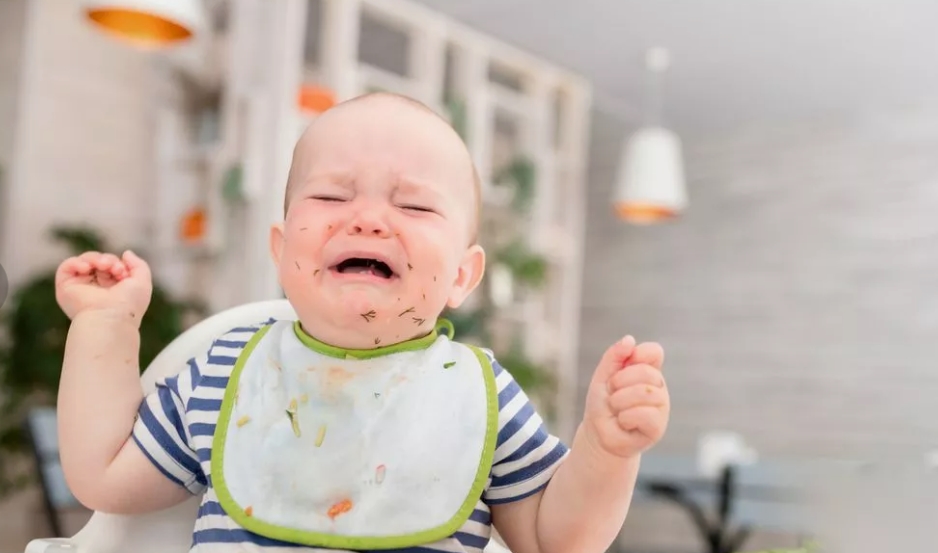 Photo d'une cabine d'avion, vue depuis un si&egrave;ge passager
